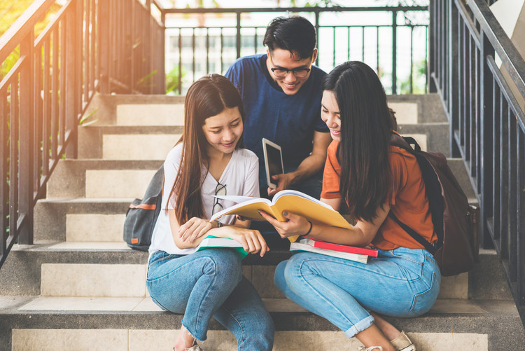 适合女生报考职高的学校(职高毕业生可以报考哪些本科学校)