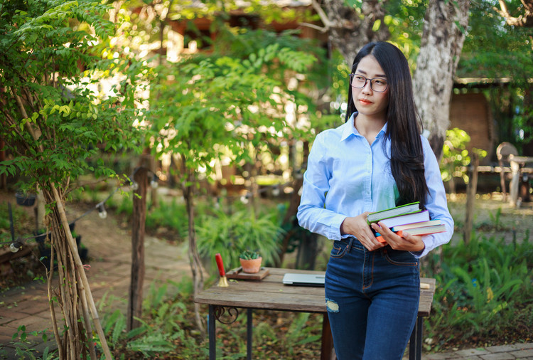 成都市希望职业学校在哪里(成都市华阳职业学校在哪里)