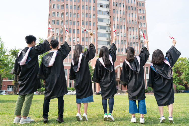 深圳高考報名人數 多少人參加高考