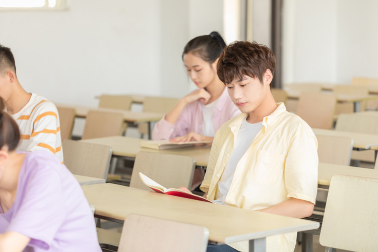 郑州铁路职业技术学院单招机考(郑州铁路职业技术学院官网单招)