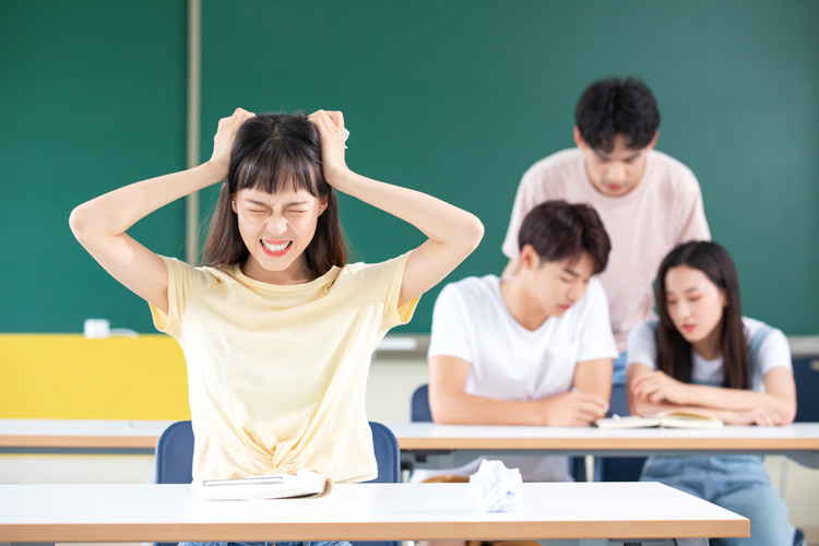 四川省宜宾卫生学校报名条件(延安卫生学校报名条件)