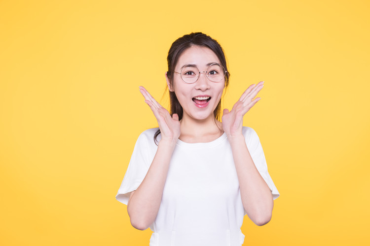 福建省福清美佛兒學校學費,大概收費是多少